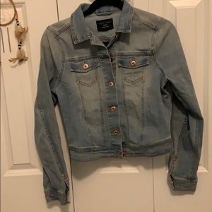 Women’s denim jacket - like new